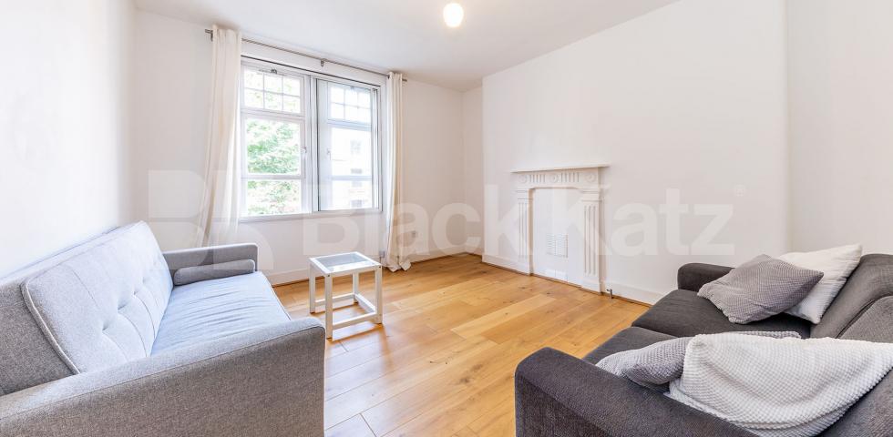 			TWO BED BY BOND STREET! , 2 Bedroom, 1 bath, 1 reception Flat			 Gilbert Street, Bond Street
